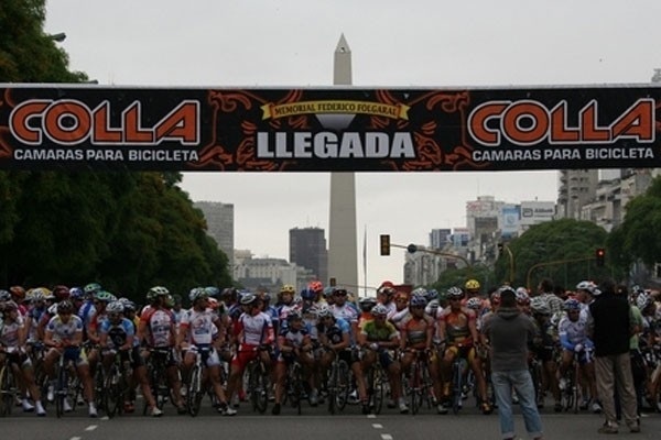 Argentina : Marcos crespo se consagra en el gran premio camaras colla