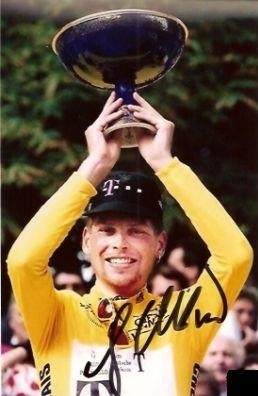 Jan Ullrich rijdt in Italië als Max Kraft