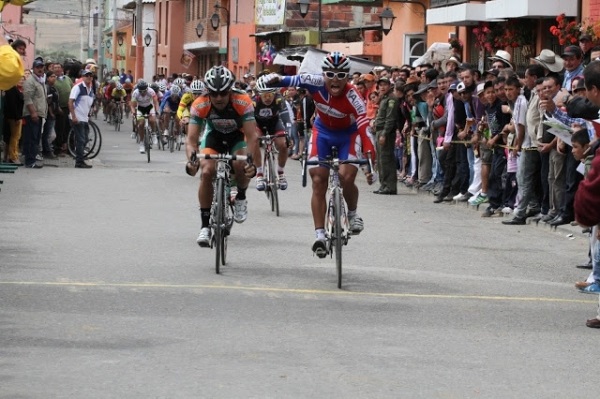 Colombia : Zaír Acuña ganó el Circuito Ciclístico de Tuta