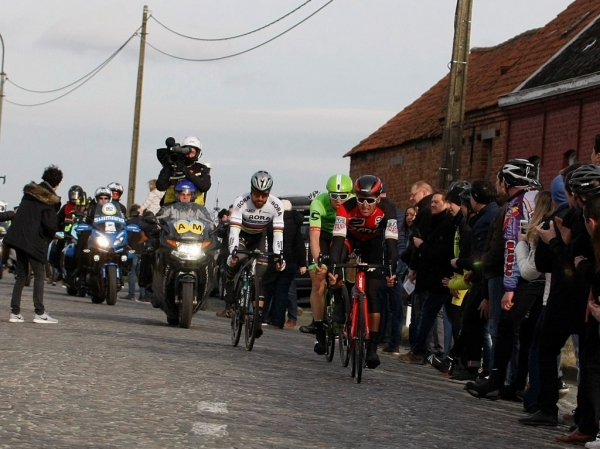 Greg van Avermaat volgt zichzelf op in Omloop Het Nieuwsblad