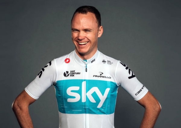 Team SKY 2018 mit einem weissen Trikot unterwegs