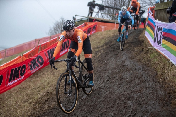 Bondscoach Gerben de Knegt teleurgesteld op WK Veldrijden 2019.