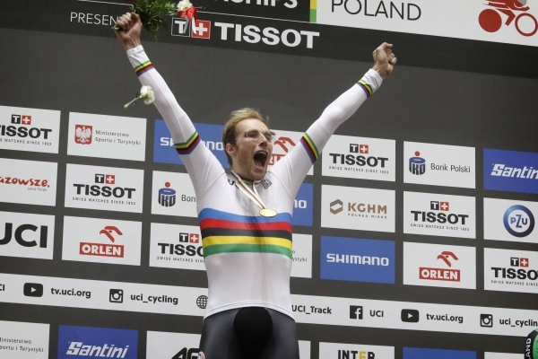 Jan-Willem van Schip verovert regenboogtrui  mondiale puntenkoers.