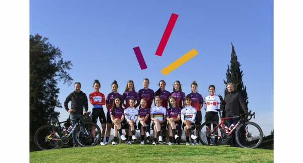 Team SD Worx bereidt zich aan de Costa Blanca voor op het seizoen 2021.