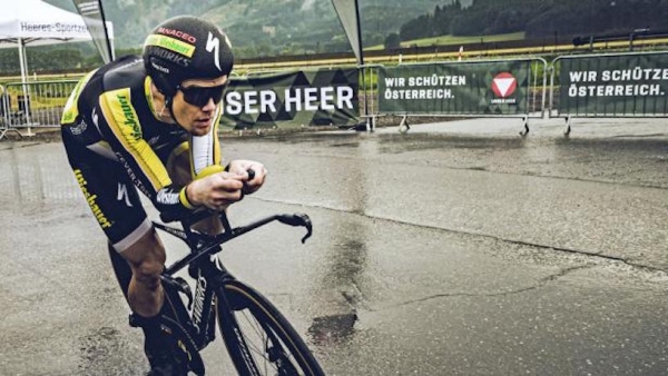 Neuer Weltrekord im 24 Stunden Radfahren durch Christoph Strasser, Österreich