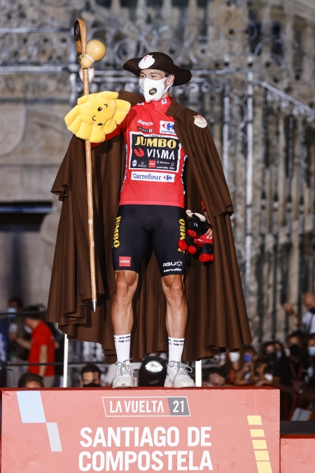 Roglic vereerd met derde opeenvolgende overwinning van de VUELTA