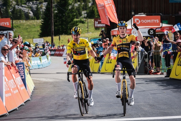 Ritwinnaar Vingegaard en eindwinnaar Roglic zetten in Dauphiné kroon op teamwork