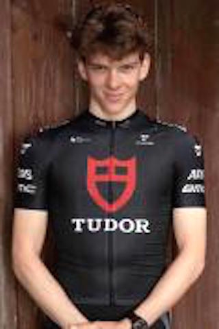 Robin Froidevaux gewinnt Gravelrennen in Italien über 195 Km