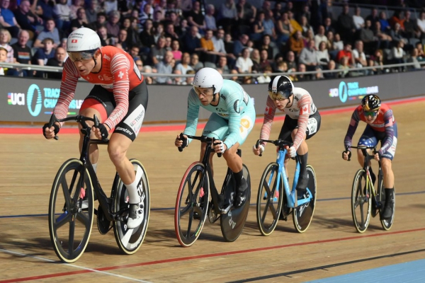 Grossartiger Claudio Imhof gewinnt die UCI Champions League 2022