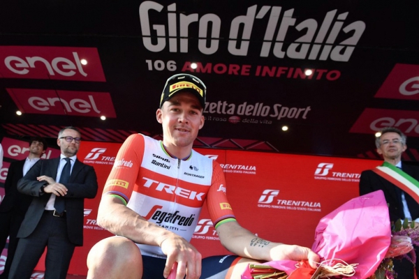 106.  Giro d’Italia 6. Etappe: 160 Km Flucht und 300 Meter vor dem Ziel eingeholt