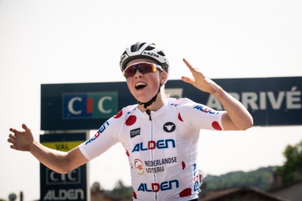 Fem van Empel wint derde etappe Tour de L’Avenir