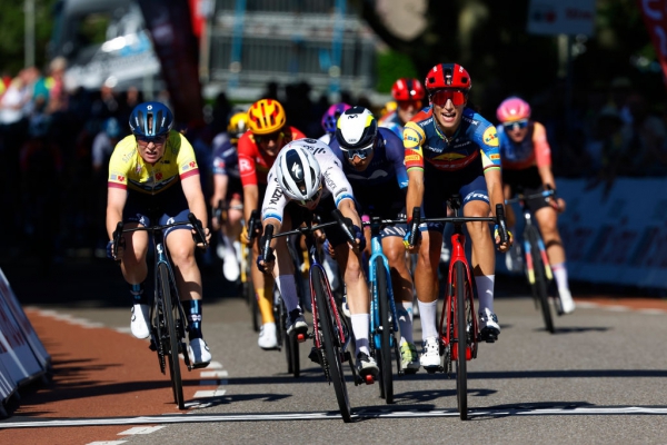 Elisa Balsamo rapste sprintster in 1e etappe SIMAC Ladies Tour