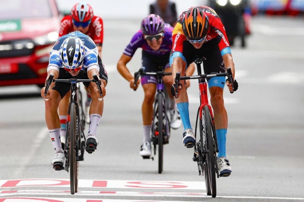78. SpanienRundfahrt 20. Etappe: Berg und Talfahrt mit Sprintsieger