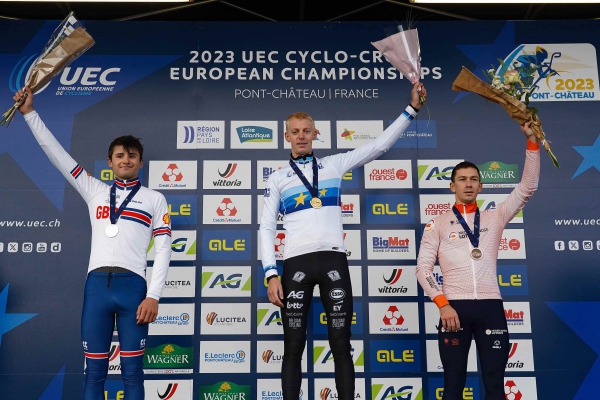 MICHAEL VANTHOURENHOUT IS EUROPEES KAMPIOEN VELDRIJDEN