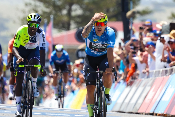 Sam Welsford scoort een hattrick in de Tour Down Under