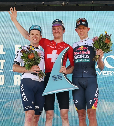 Mauro Schmid, Schweizermeister, gewinnt das Welt Cup Rennen in Australien