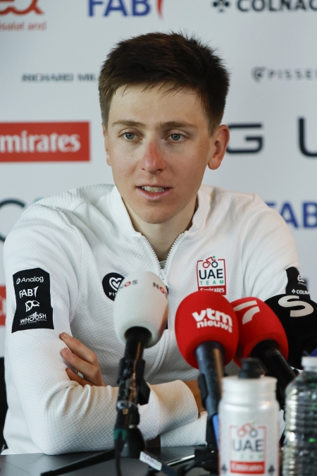 Persconferentie Tadej Pogacar voorafgaand aan de  Ronde van Vlaanderen