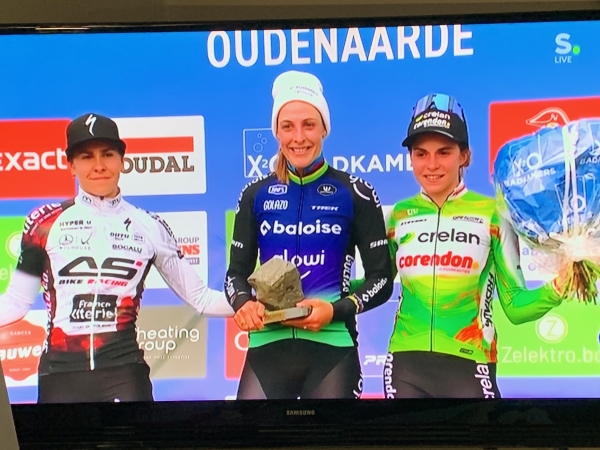 Lucinda Brand wint de Koppenbergcross.