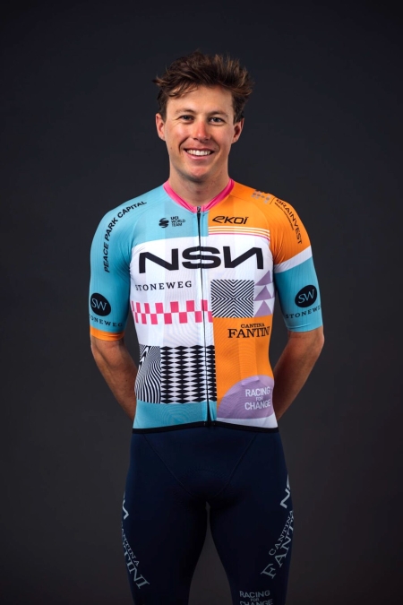 Das Worldtour Team NSN stellt ihr Outfit für 2026 vor