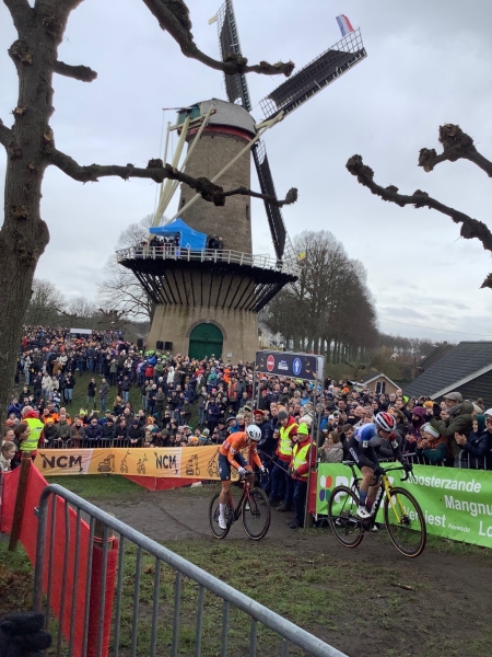 Na Europese ook Wereldtitel voor Leonie Bentveld.