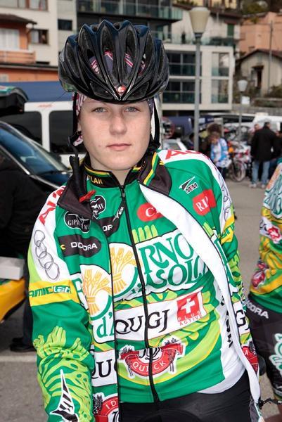 Unguryte, Edita