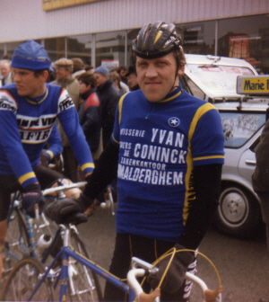 Van Den Bossche, René